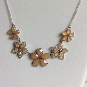 Flower Necklace w/Stones.  Beautiful